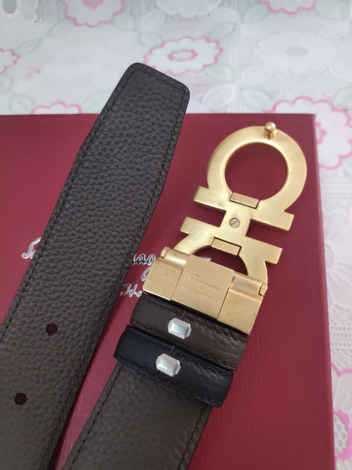 Ferragamo ベルト ゴールドバックル 70cm フェラガモ✨Ferragamo ベルト ブラック リバーシブルベルト