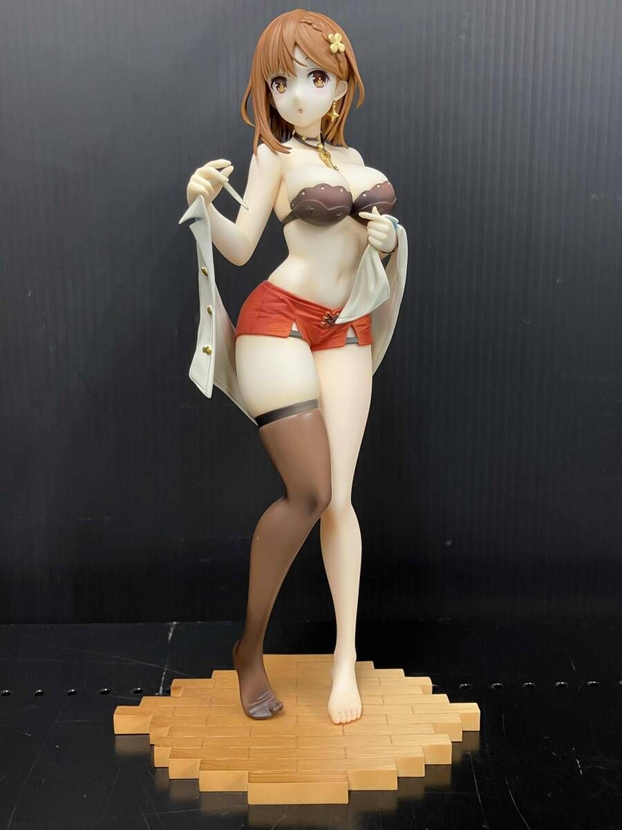 開封済み キューズQ ライザ(ライザリン・シュタウト) お着替えmode 1/7