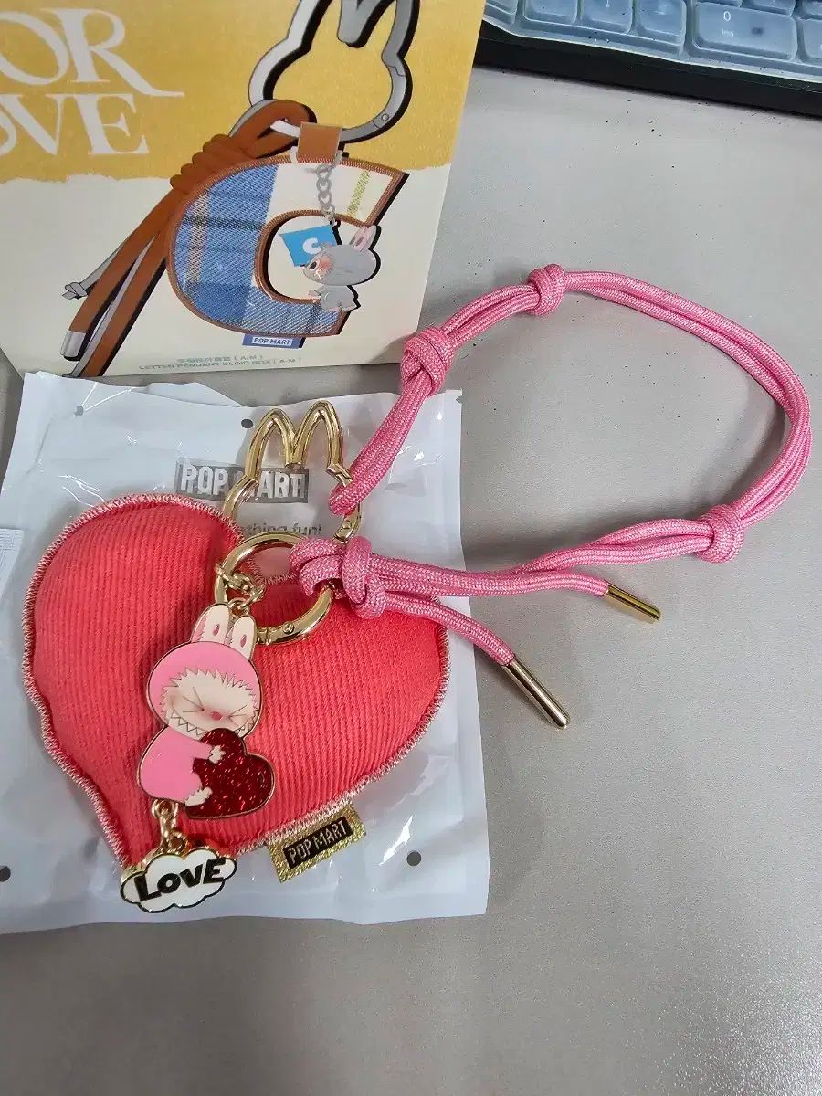 ラブブ パスワード ペンダント 秘密 heart