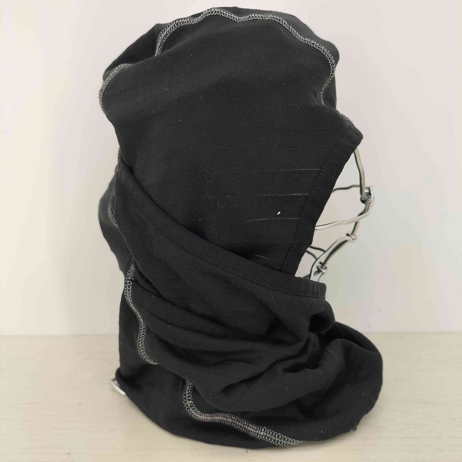 Nike PRO Hyperwarm Hydropull Hood Balaclava - Unisex - Dri-Fit Techlonogy  (Black) at Amazon Women’s Clothing store