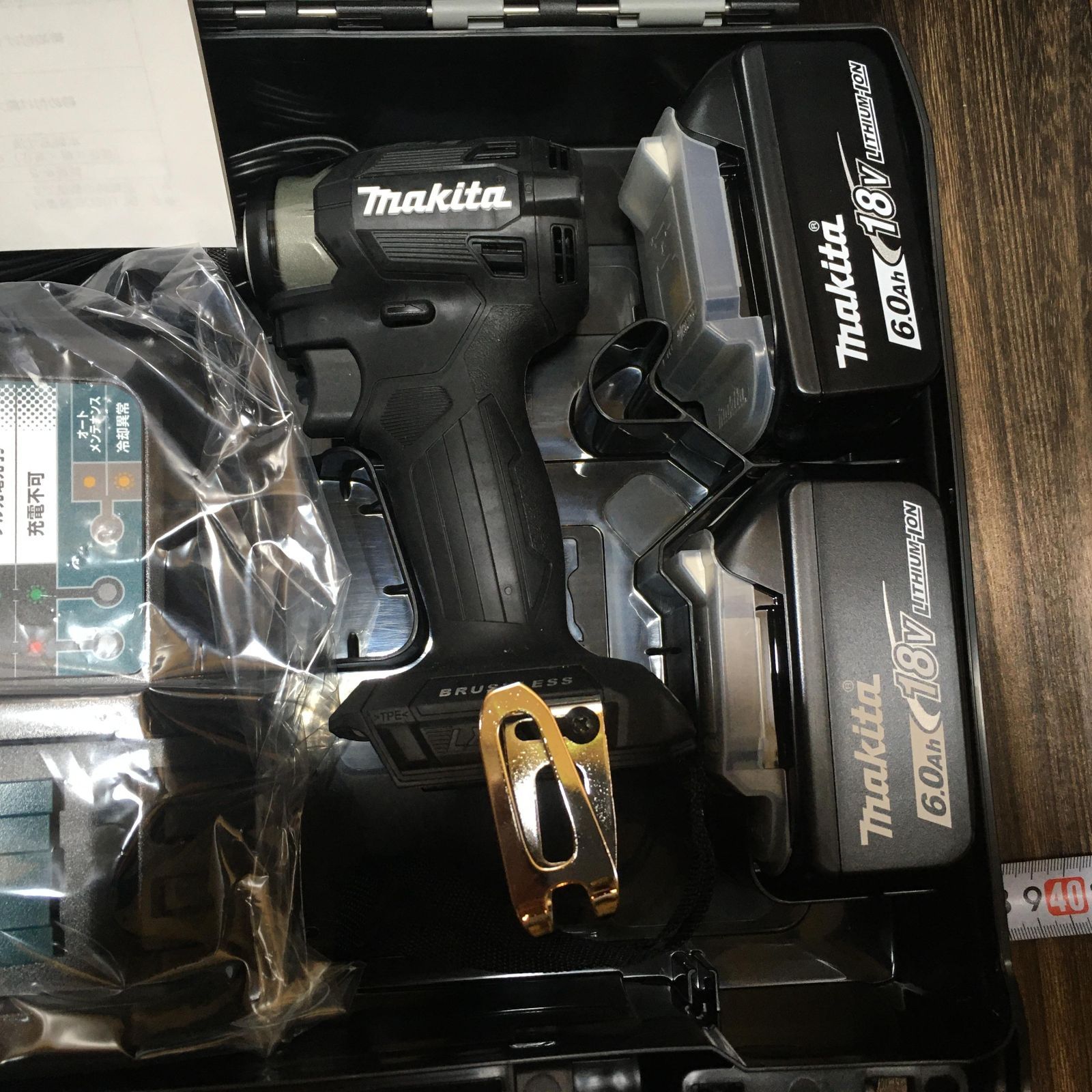 未使用 makita マキタ 充電式インパクトドライバ TD173DRGXB 18V 6.0Ah  