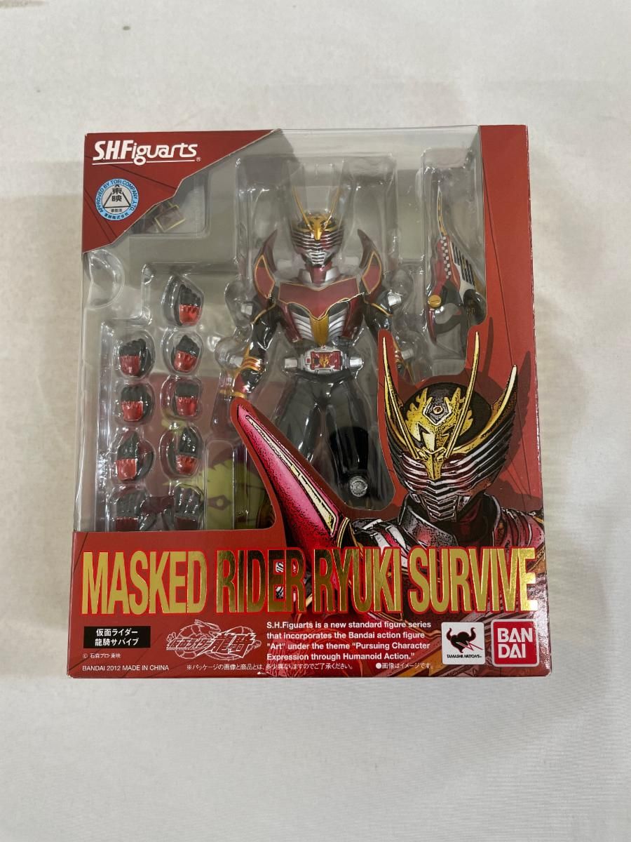 S H フィギュアーツ 仮面ライダー龍騎サバイブ