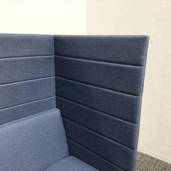 パネル付きソファ