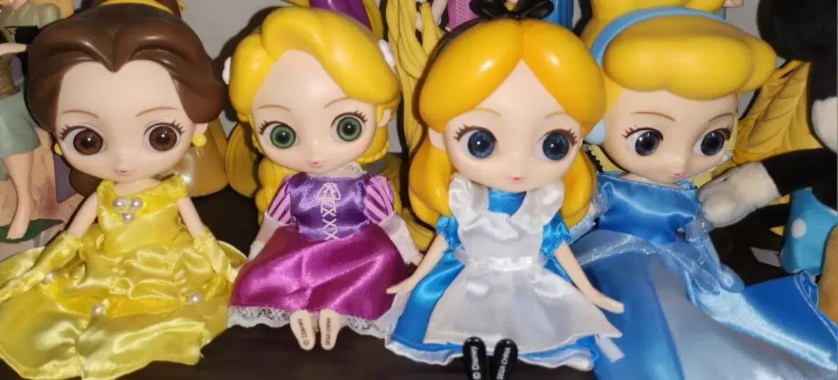 CUICUI ディズニープリンセス 4 種 フィギュア