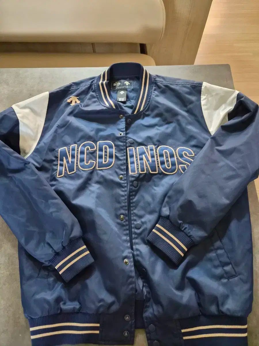 NCダイノス 秋冬 ジャケット アウター