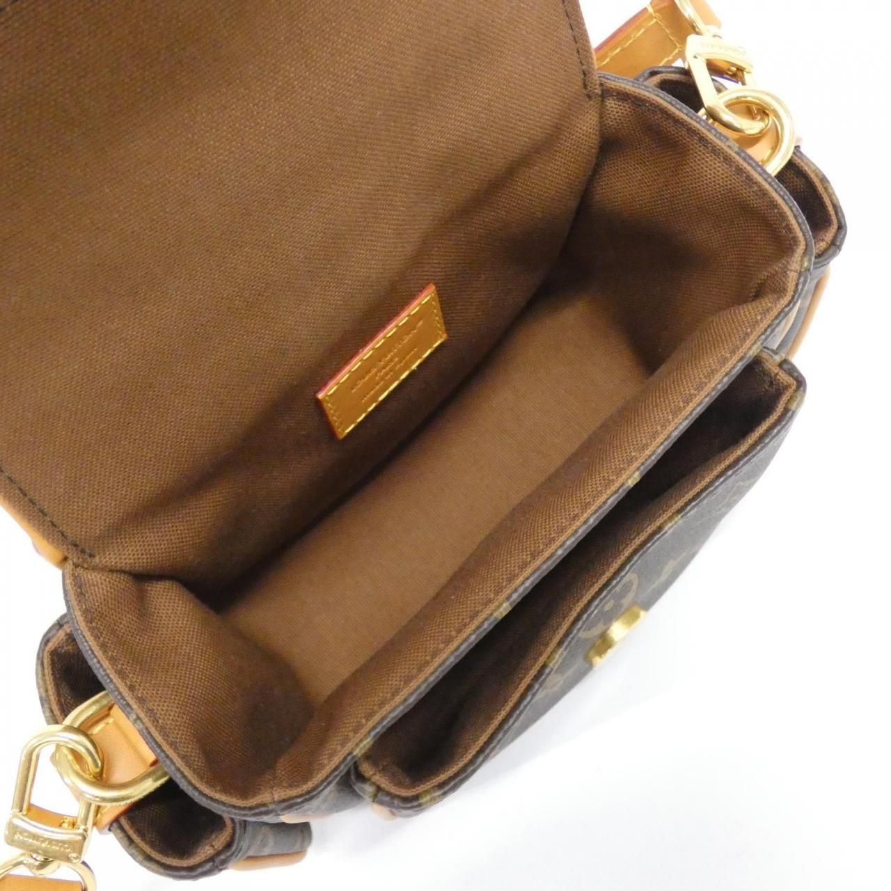 全国送料無料! ルイヴィトン モノグラム アーカイブ カーゴ ウェアラブル ウォレット M14742 バッグ 取扱商品6万点以上！