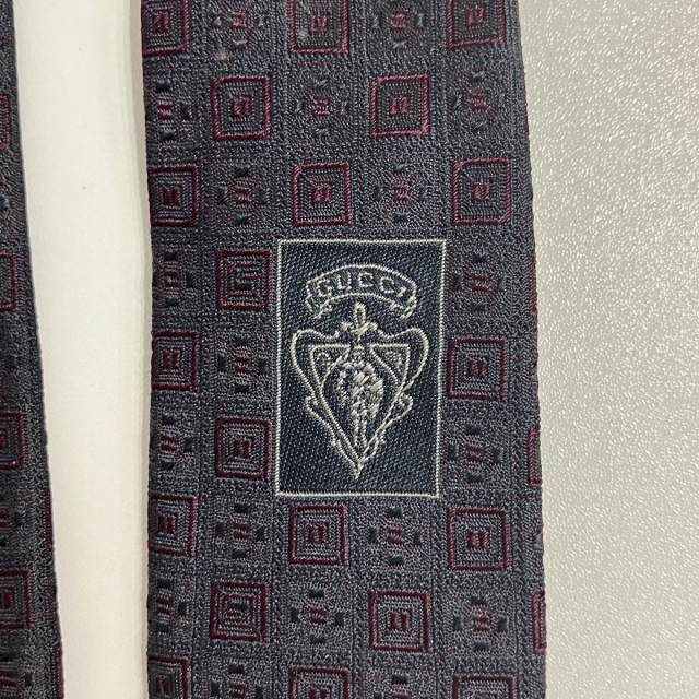 【正規品】【超美品】GUCCI タイガーデザイン マフラー 25 楽天市場】【中古】【キッズ】 GUCCI グッチ TIGER SWEATER