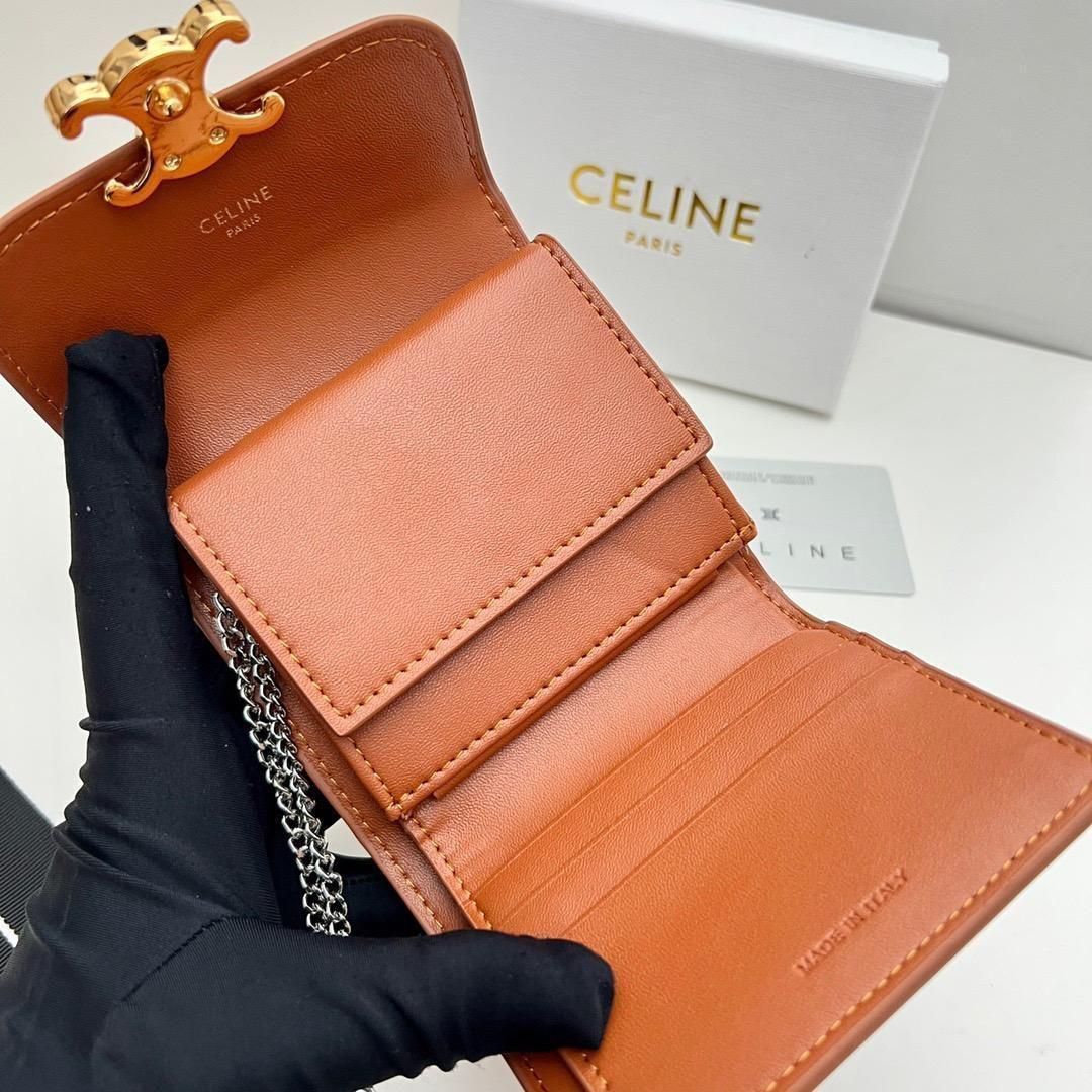 美品！セリーヌ CELINE 財布 三つ折り トリオンフ ブラウン - メルカリ