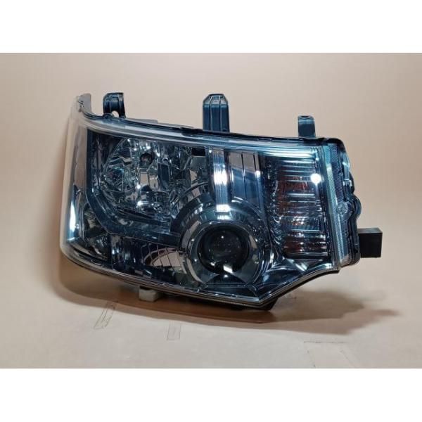 コーティング済 デリカD5 CV5W 右ヘッドランプ・ヘッドライト G  