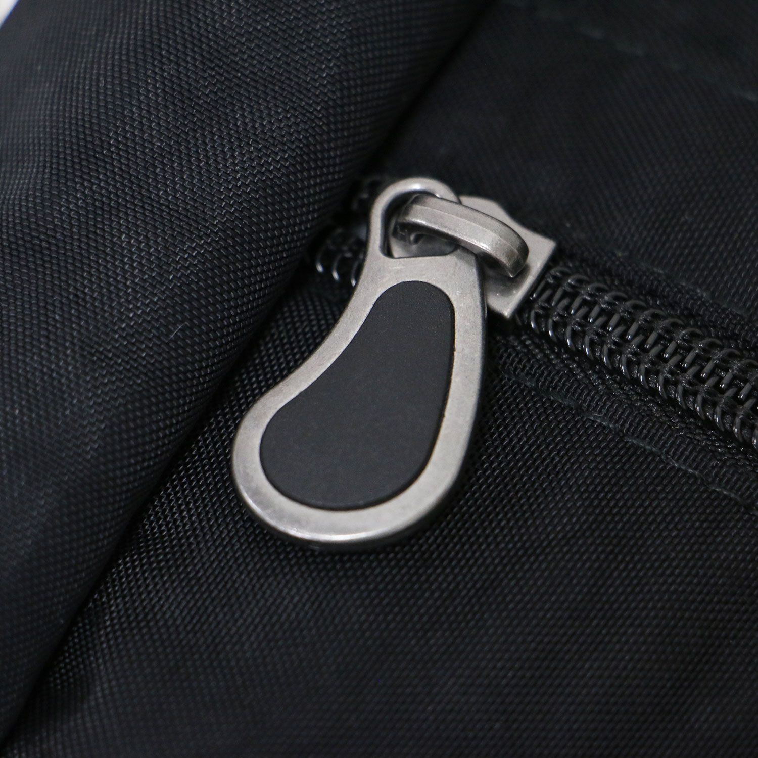 HEALTHY BACK BAG ヘルシーバックバッグ ブラック 黒 | テクスチャード