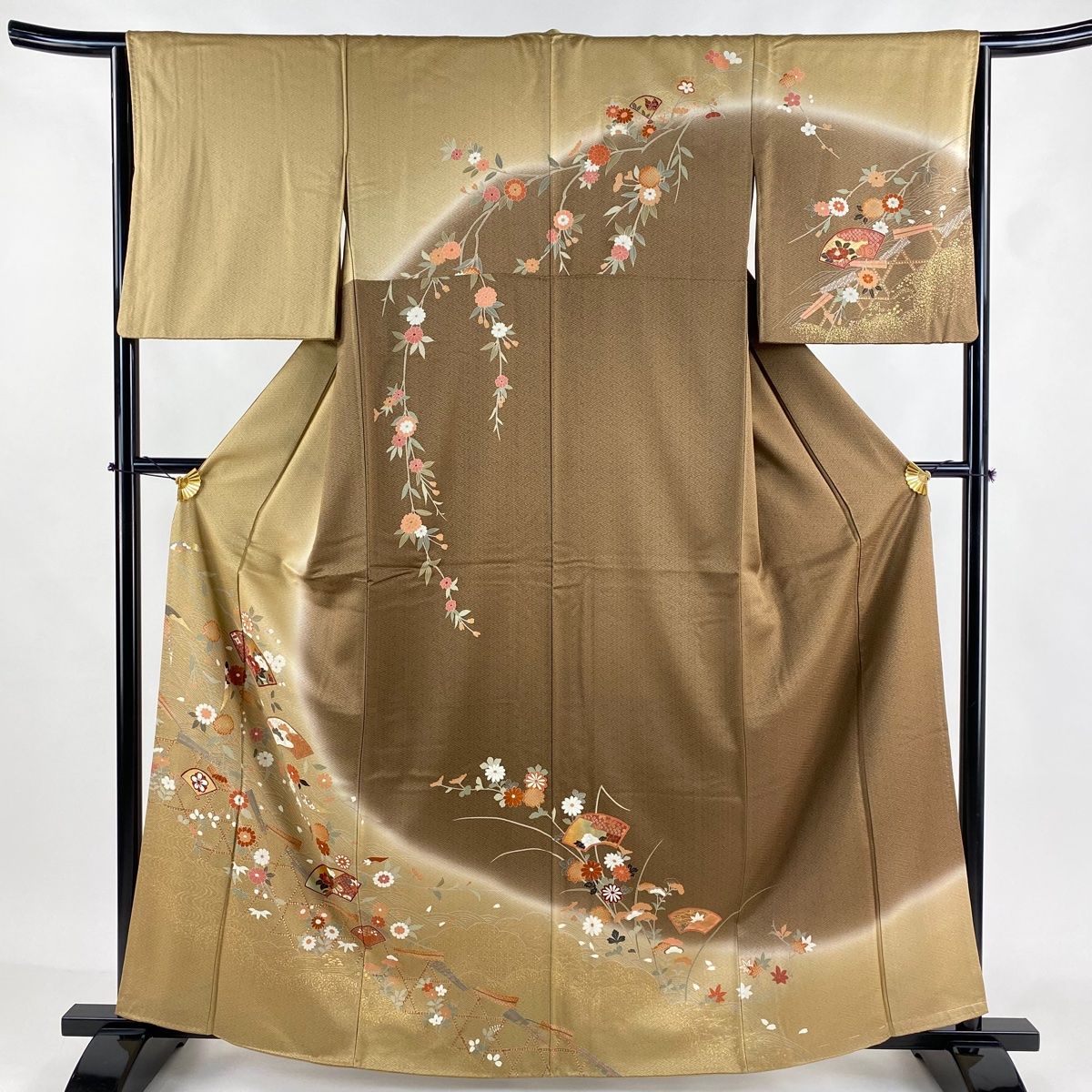 訪問着 身丈162cm 裄丈64cm M 袷 扇面 草花 金銀彩 ぼかし 薄茶色 正絹 名品