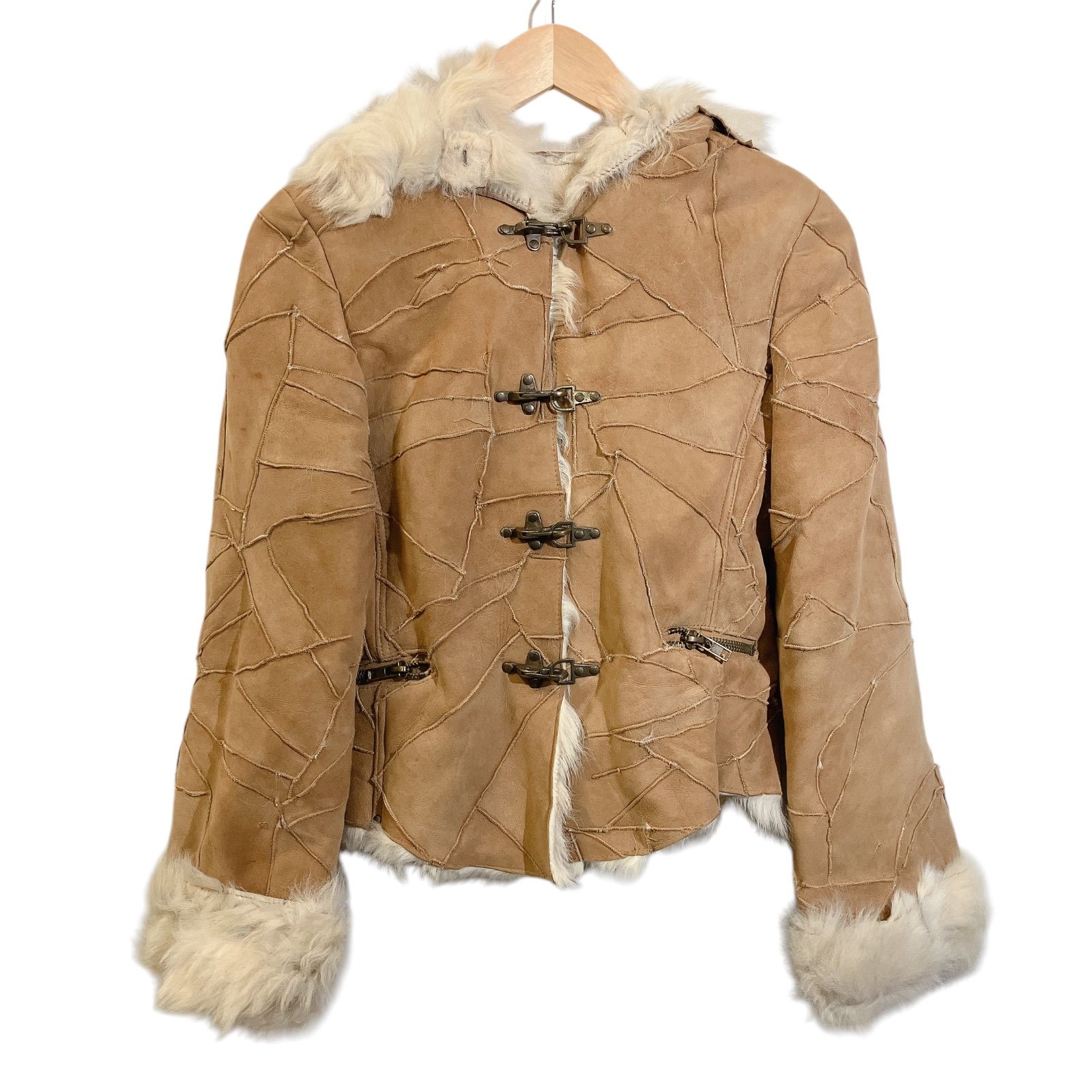 美品・希少✨Pinky&Dianne　リアルムートンコート　羊革　黒　サイズ38 &by P&D アンドバイピンキーアンドダイアン リアルムートンコート 羊革