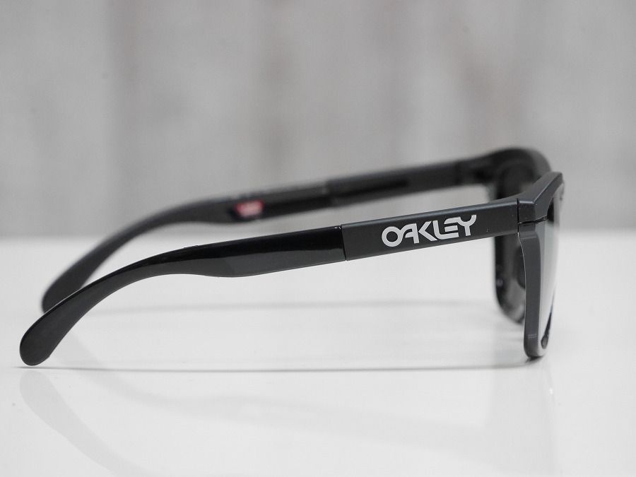 新品】正規品 OAKLEY FROGSKINS RANGE サングラス プリズム 新品】正規品 OAKLEY FROGSKINS RANGE サングラス プリズム