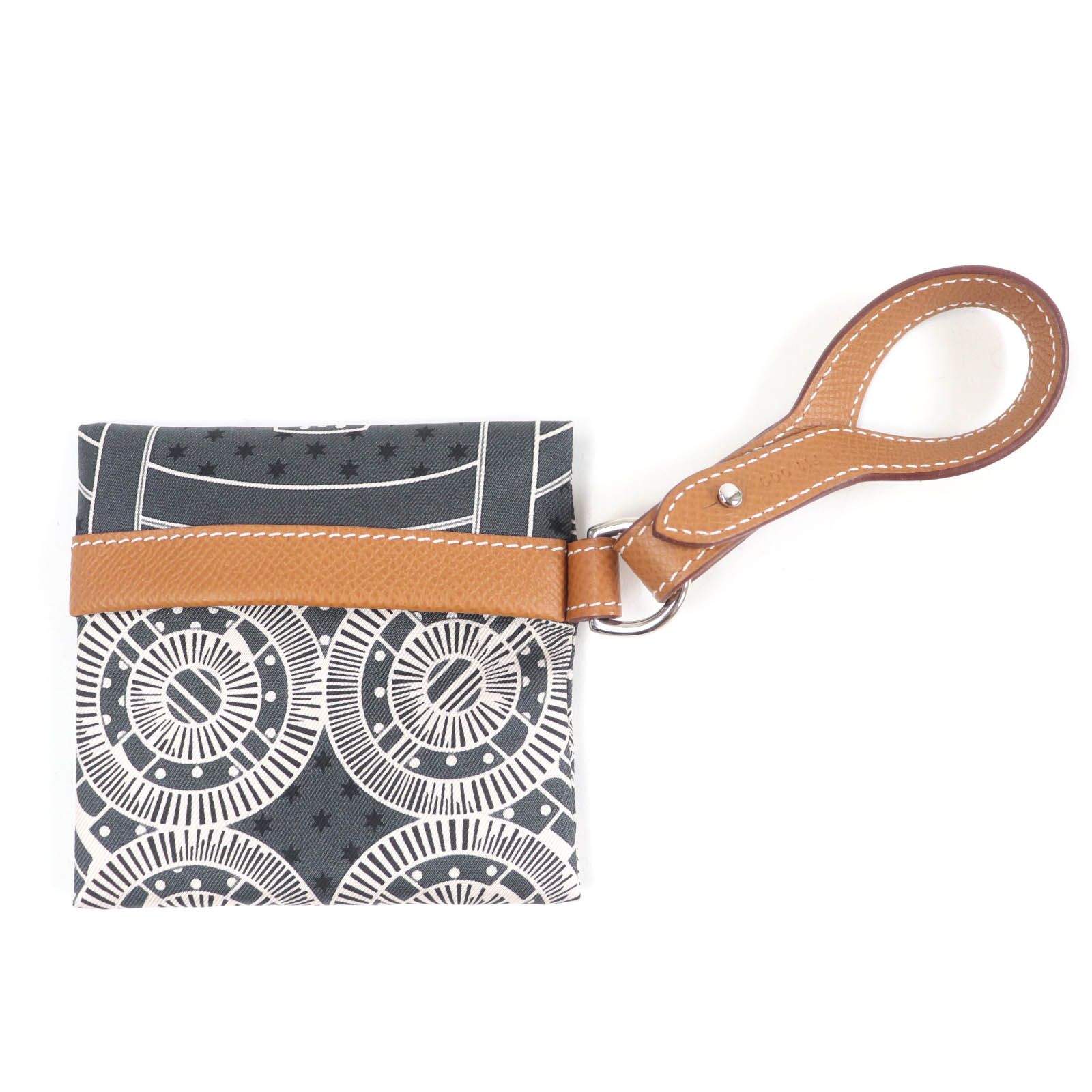 未使用品☆HERMES エルメス アヴェックソワ AirPods Proケース シルク  