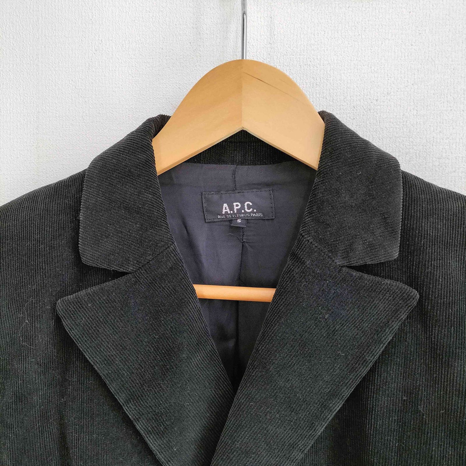 A.P.C. アーペーセー ボア 太畝 コーデュロイ ミリタリー ジャケット A.P.C. アーペーセー ボア 太畝 コーデュロイ ミリタリー