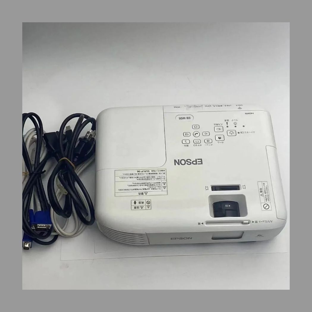 ランプ使用93時間 EPSON EB-W05 プロジェクター - メルカリ
