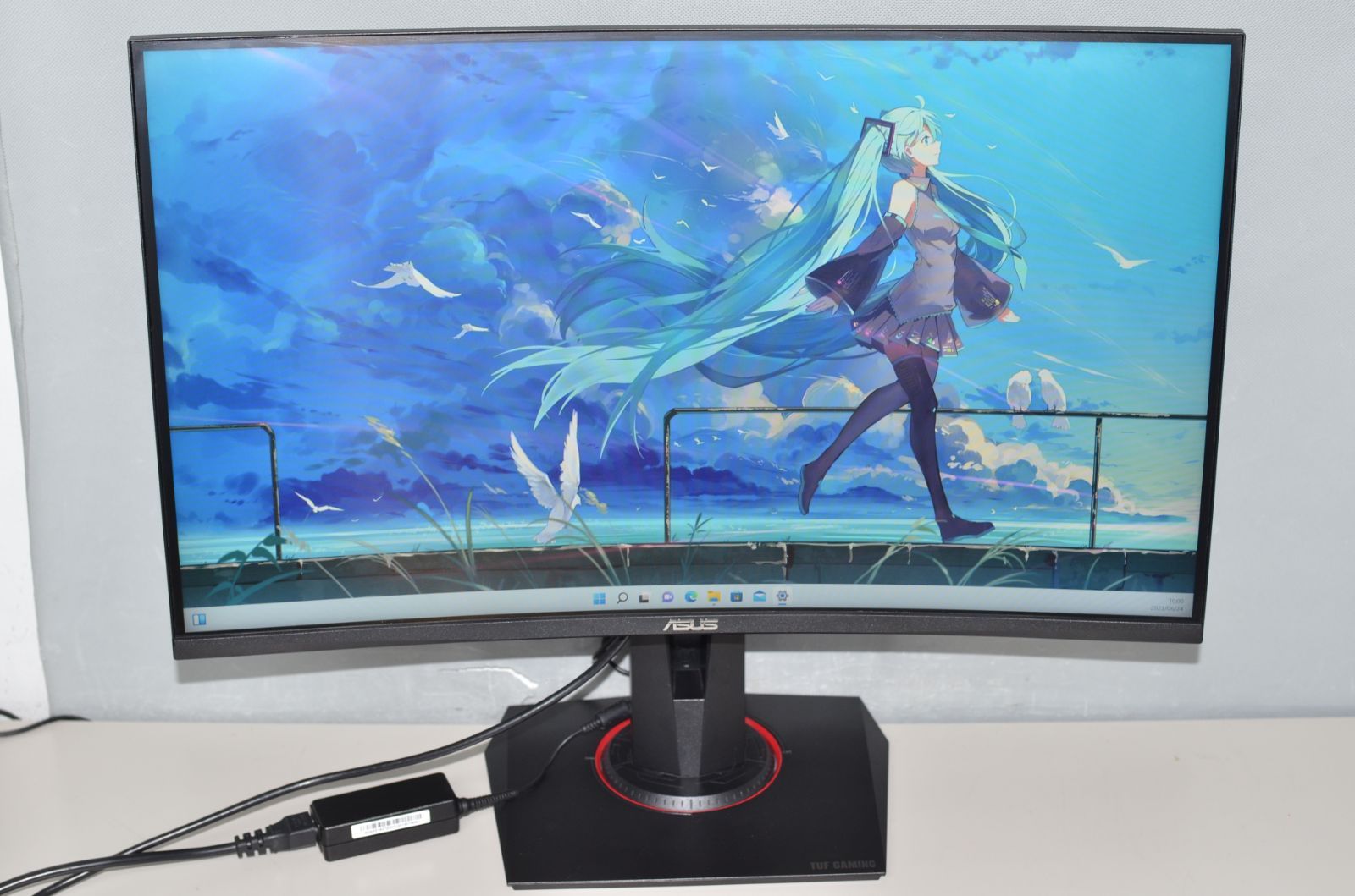 中古良品 27インチ ASUS VG27VQ ゲーミングモニター 確認済 - メルカリ