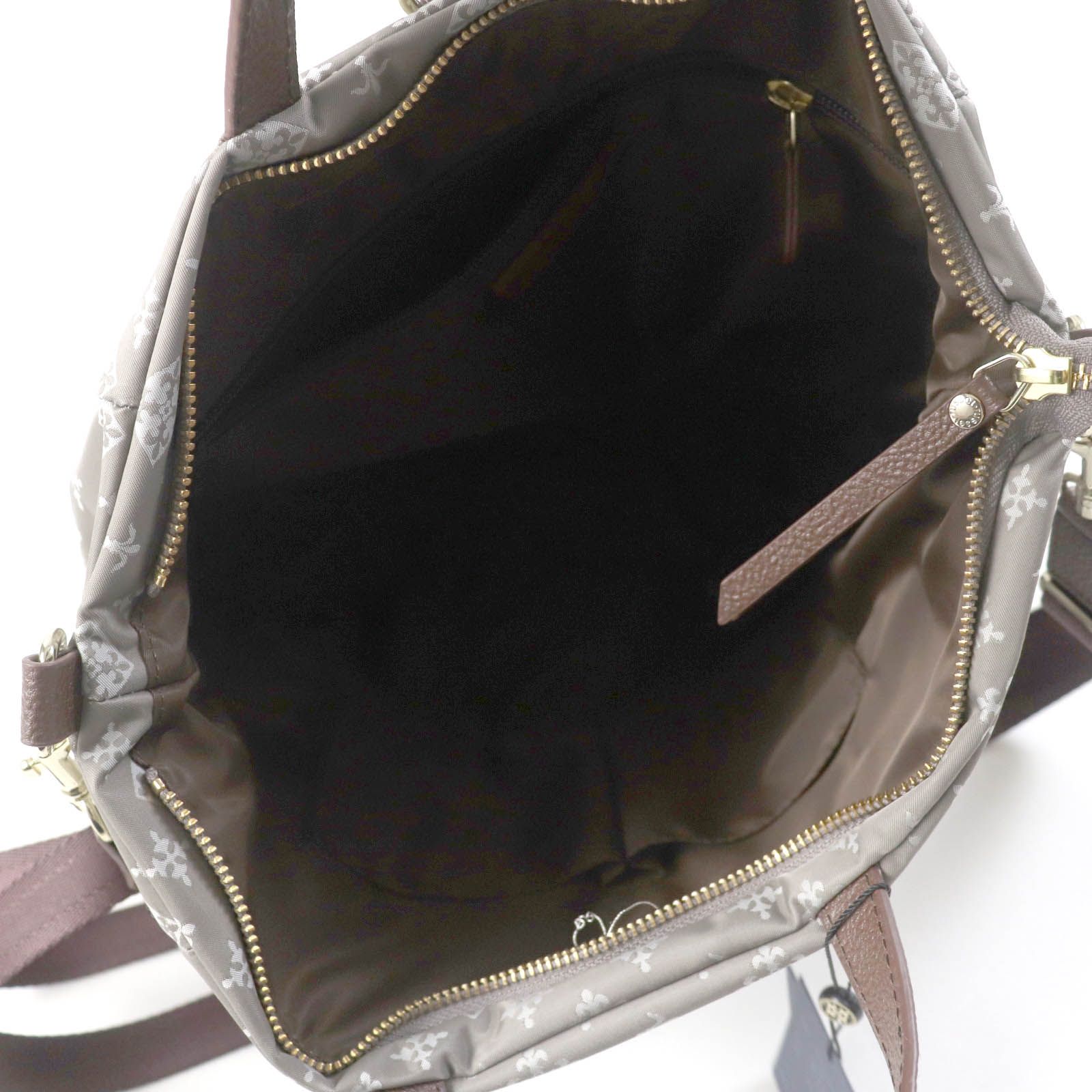 未使用品☆russet ラシット モノグラム柄 レザー使い ロゴ