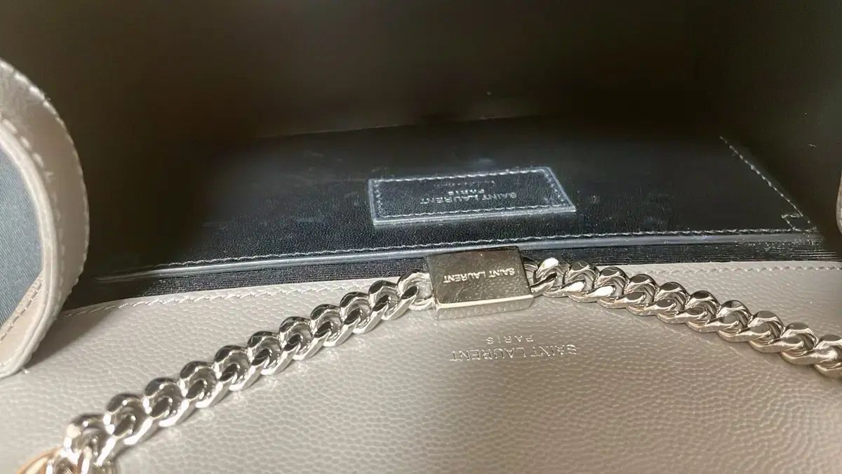 正規品 Saint Laurent(サンローラン) ケイトバッグ Sサイズ (グレー&シルバー)
