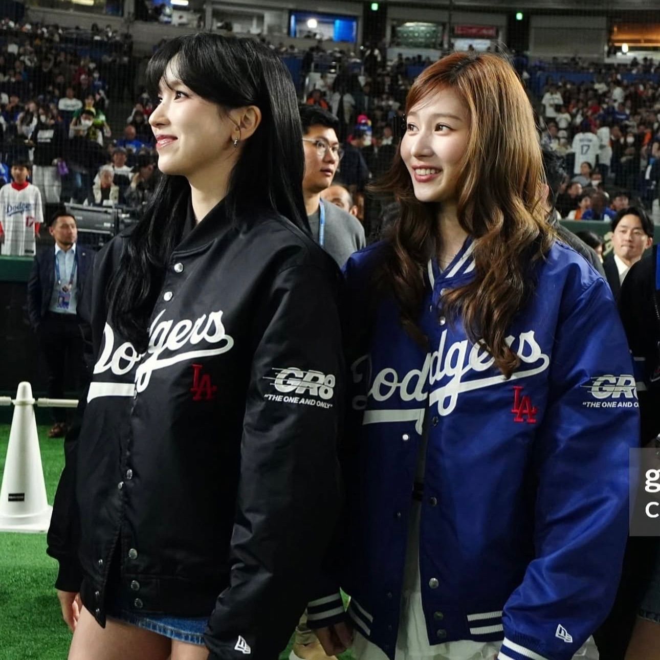 MLBドジャース　ナイロンジャケット　XL MLB 開幕戦 ドジャース ナイロンジャケット ミナ着用モデル