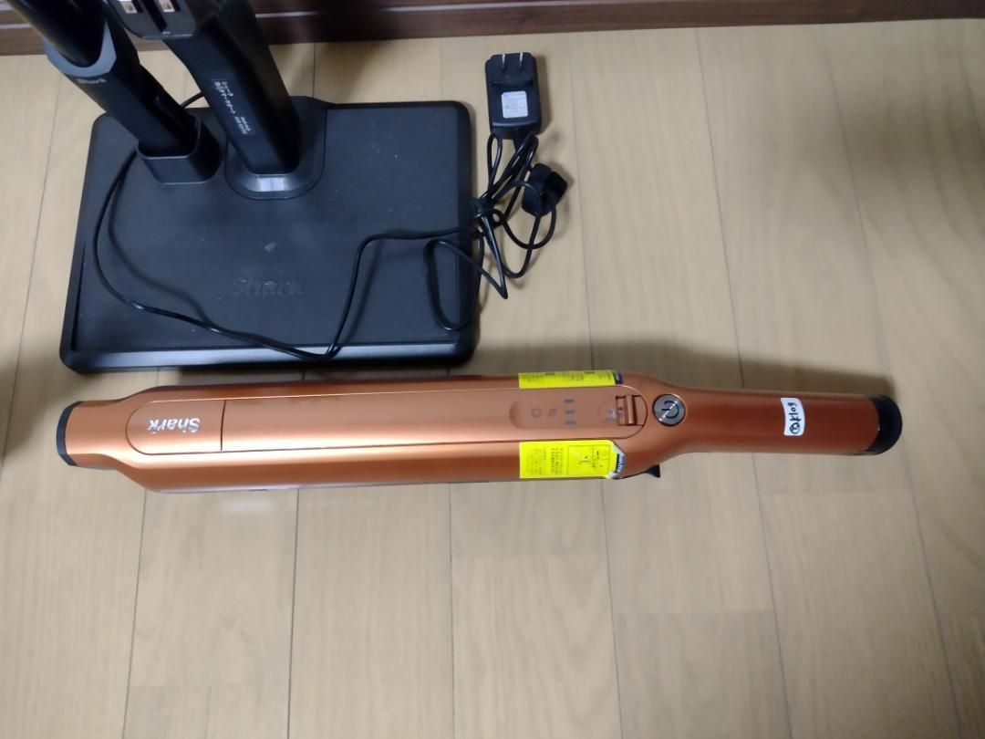 シャーク★コードレスクリーナー★CS651JOR★バッテリー新品と同等★2 cs651j_00_c59b26a4-7456-47fa-