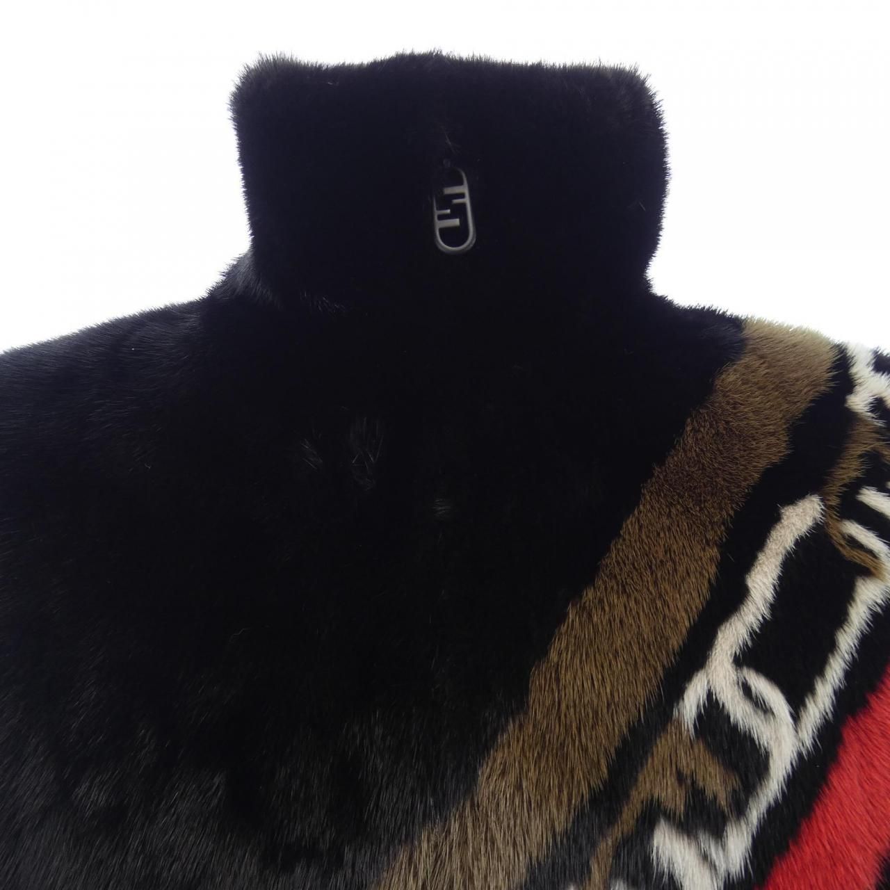 フェンディ FENDI ベスト - メルカリ