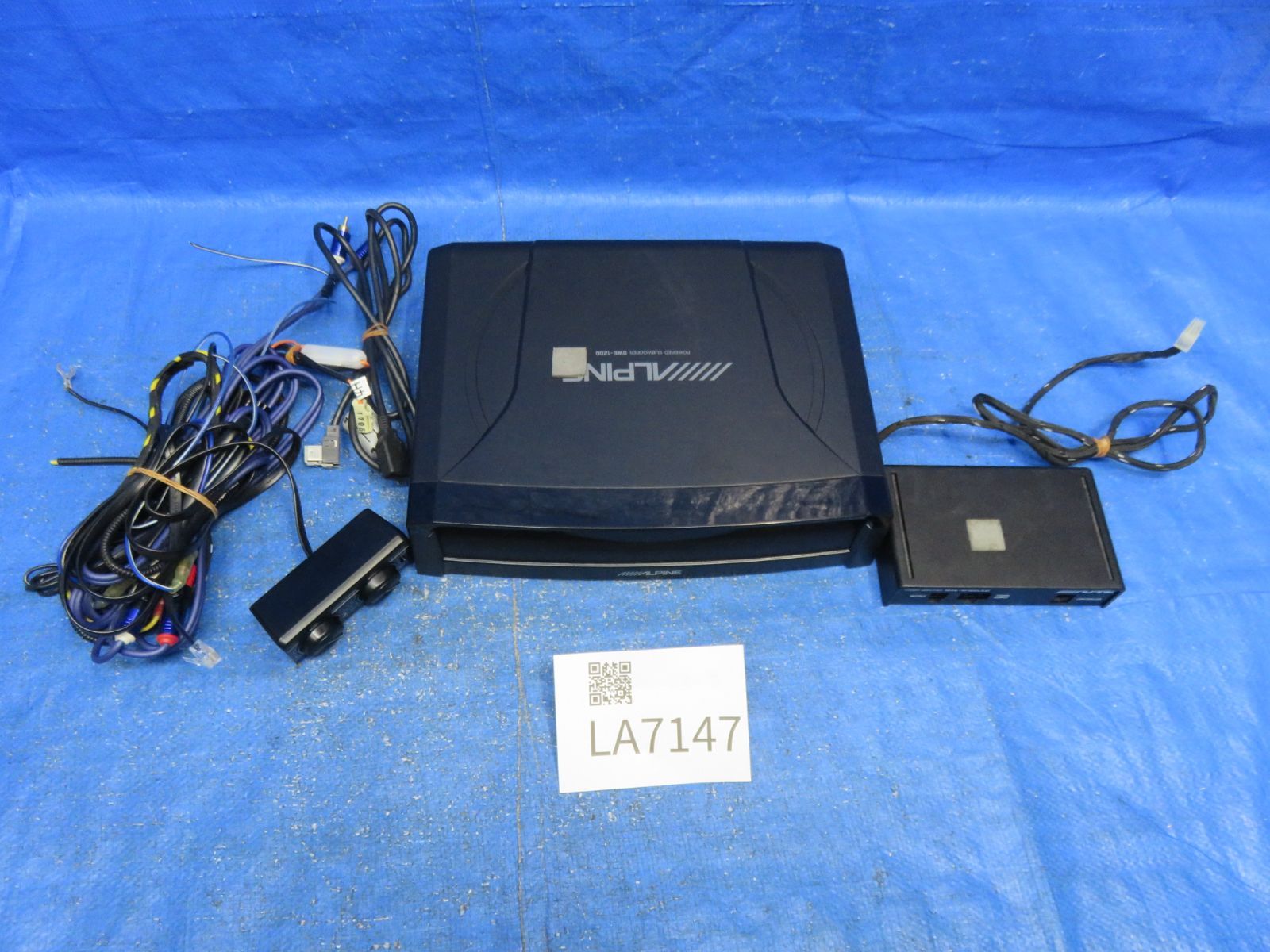 LA7147* 保証付 アルパイン パワードサブウーファー 20cmシート下設置型ウーハー|ALPINE SWE-1200 アンプ MXE150CKD|リモコン付