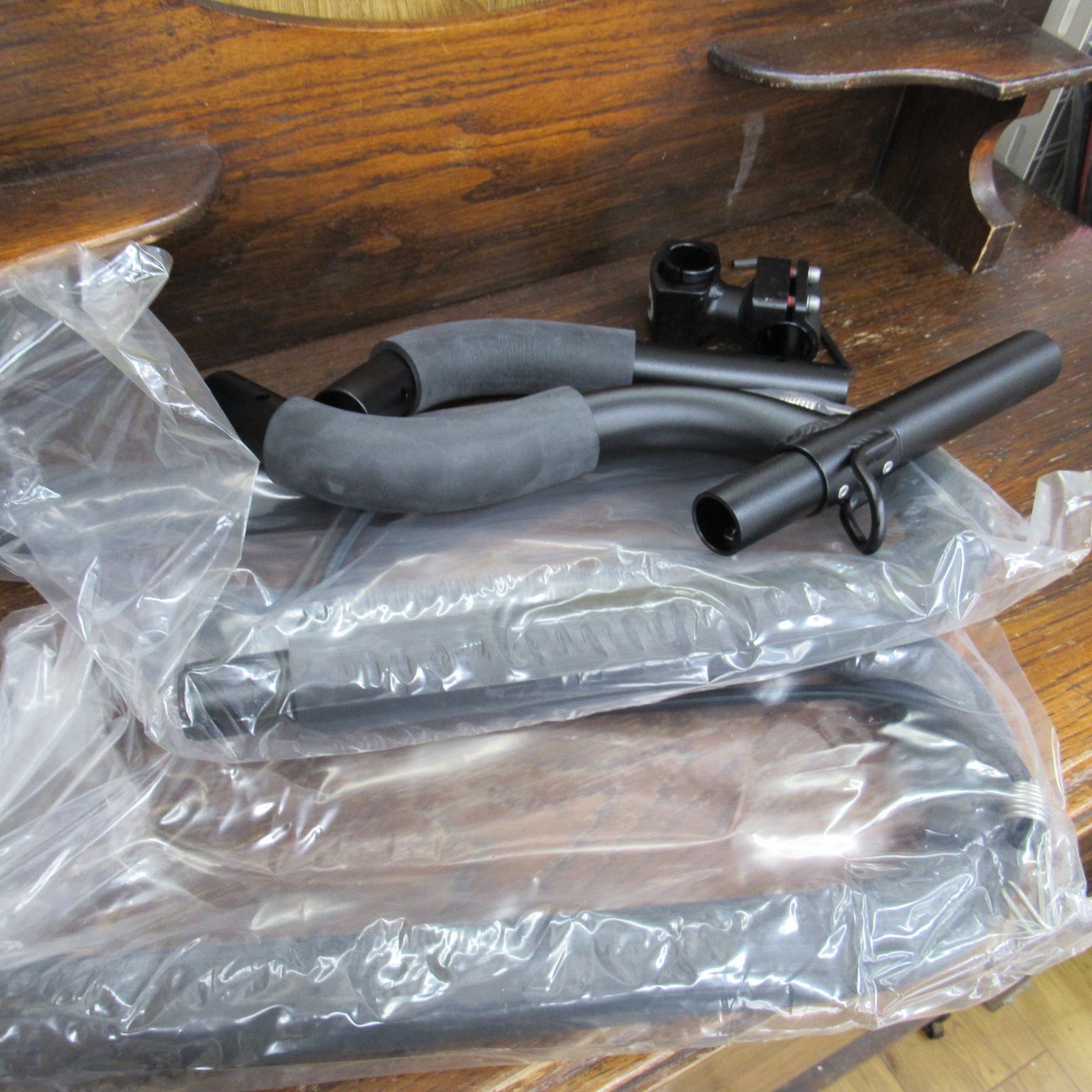 ♥品 extra エクストラ エアロサーフキャリア 自転車用サーフボードキャリア エキスパート藤沢辻堂店