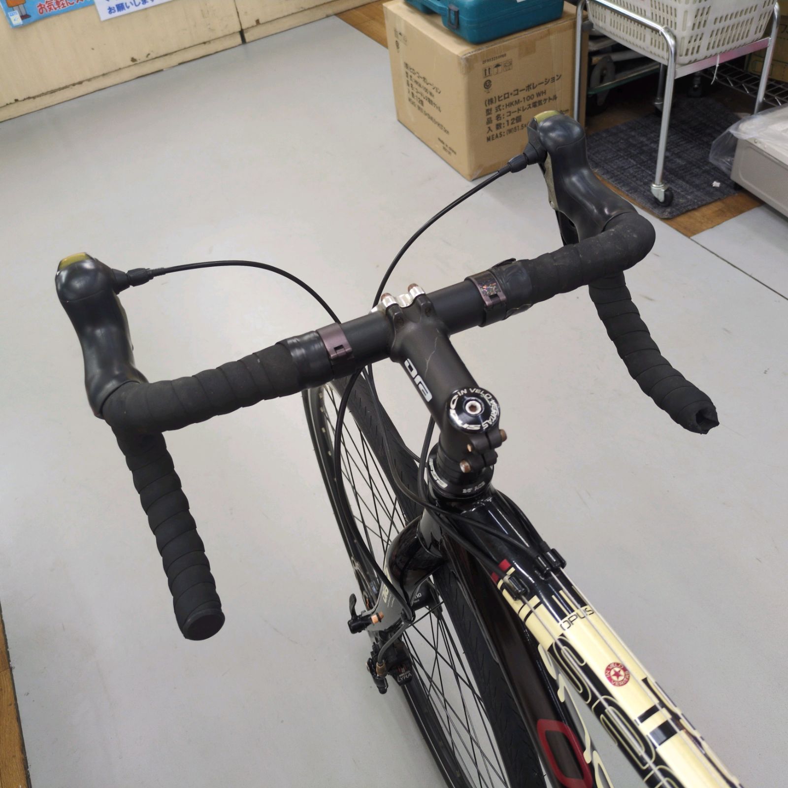 J256 ☆多少キズ使用感有り☆ロードバイク☆OPUS sentiero☆3×9段☆700