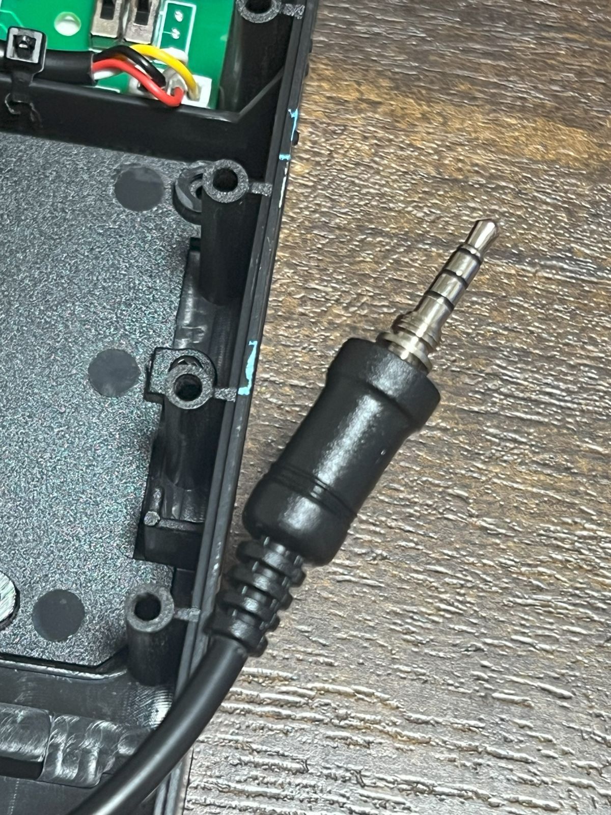 アンプ内蔵ラジオ ダミーラジオ