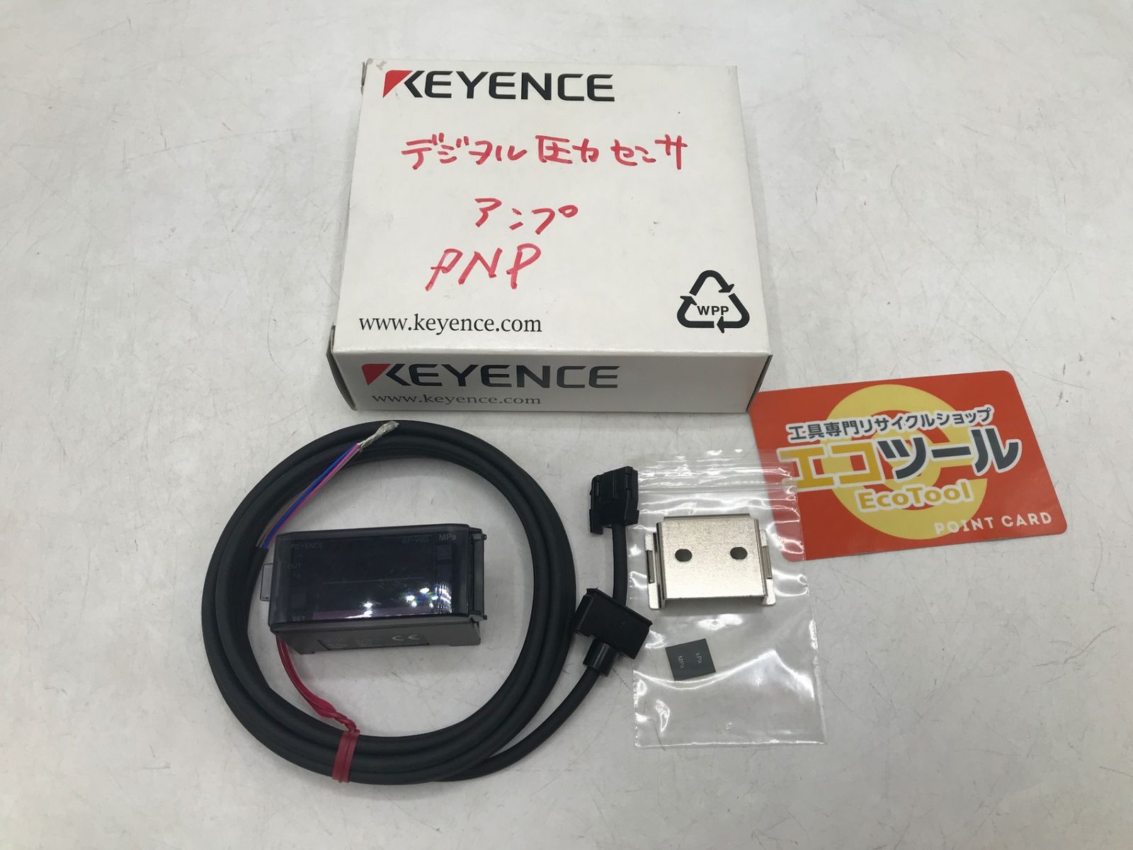 ♥ keyence|キーエンス アンプユニット DINレール取付タイプ 標準 PNP AP-V80P ITZSZZBJVD7A エコツール岡崎岩津店 M02