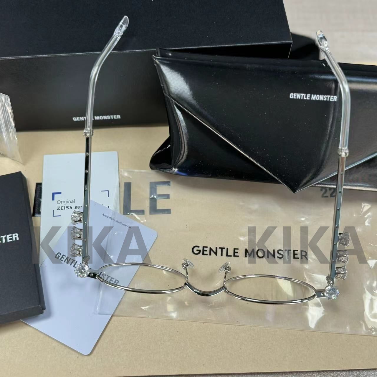 新品、Gentle Monster×d'heygere ジェントルモンスター ディヘラ