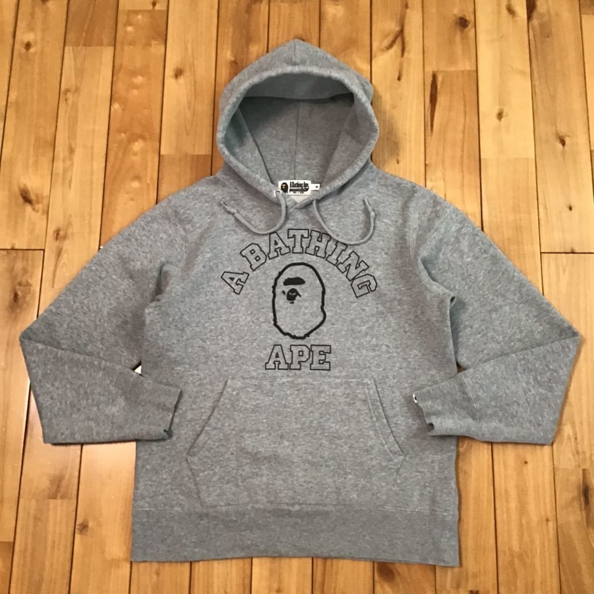 カレッジロゴ プルオーバー パーカー Mサイズ グレー a bathing ape