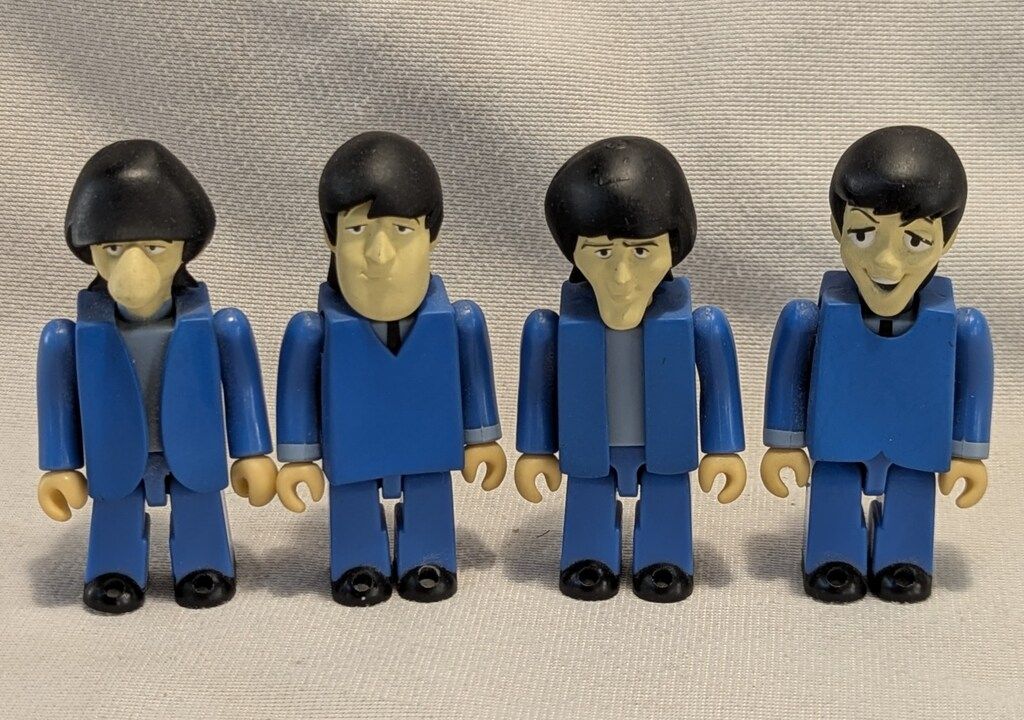 アニメザ・ビートルズ フィギュア4体セット（ラージ）