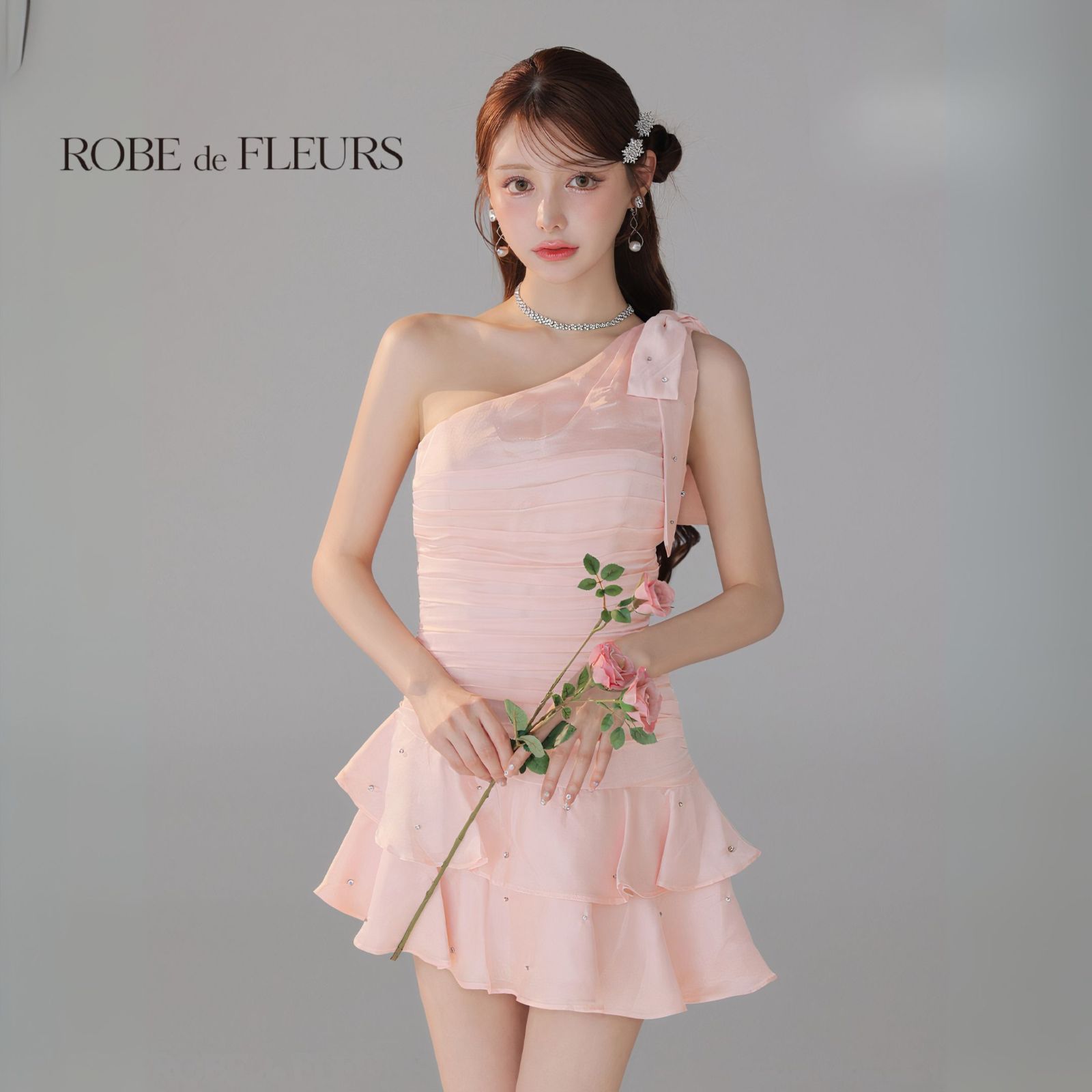 ROBE de FLEURS ローブドフルール fm4322 サテンワンショルダーリボンティアードフ ミニキャバドレス Pink