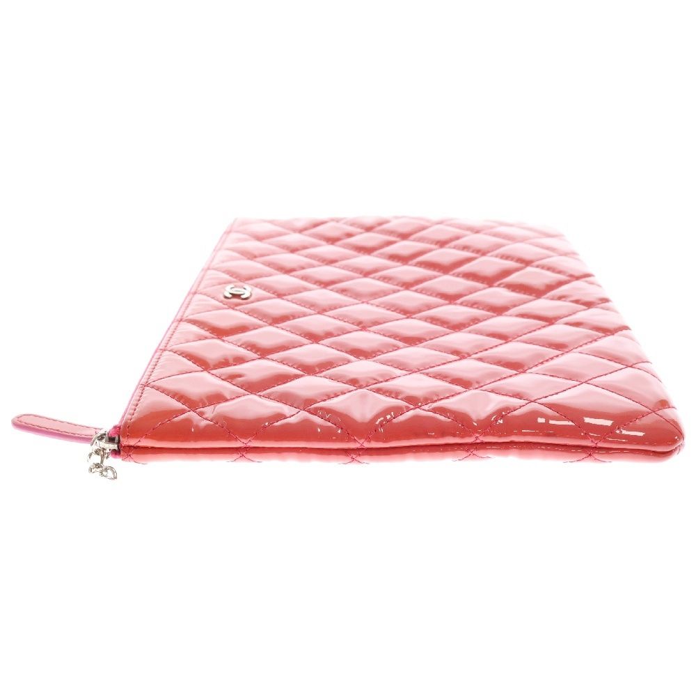 CHANEL シャネル クラッチバッグ ココマーク パテント ハート てんとう虫 マトラッセ レッド CHANEL (シャネル) クラッチバッグ ココマーク パテント ハート