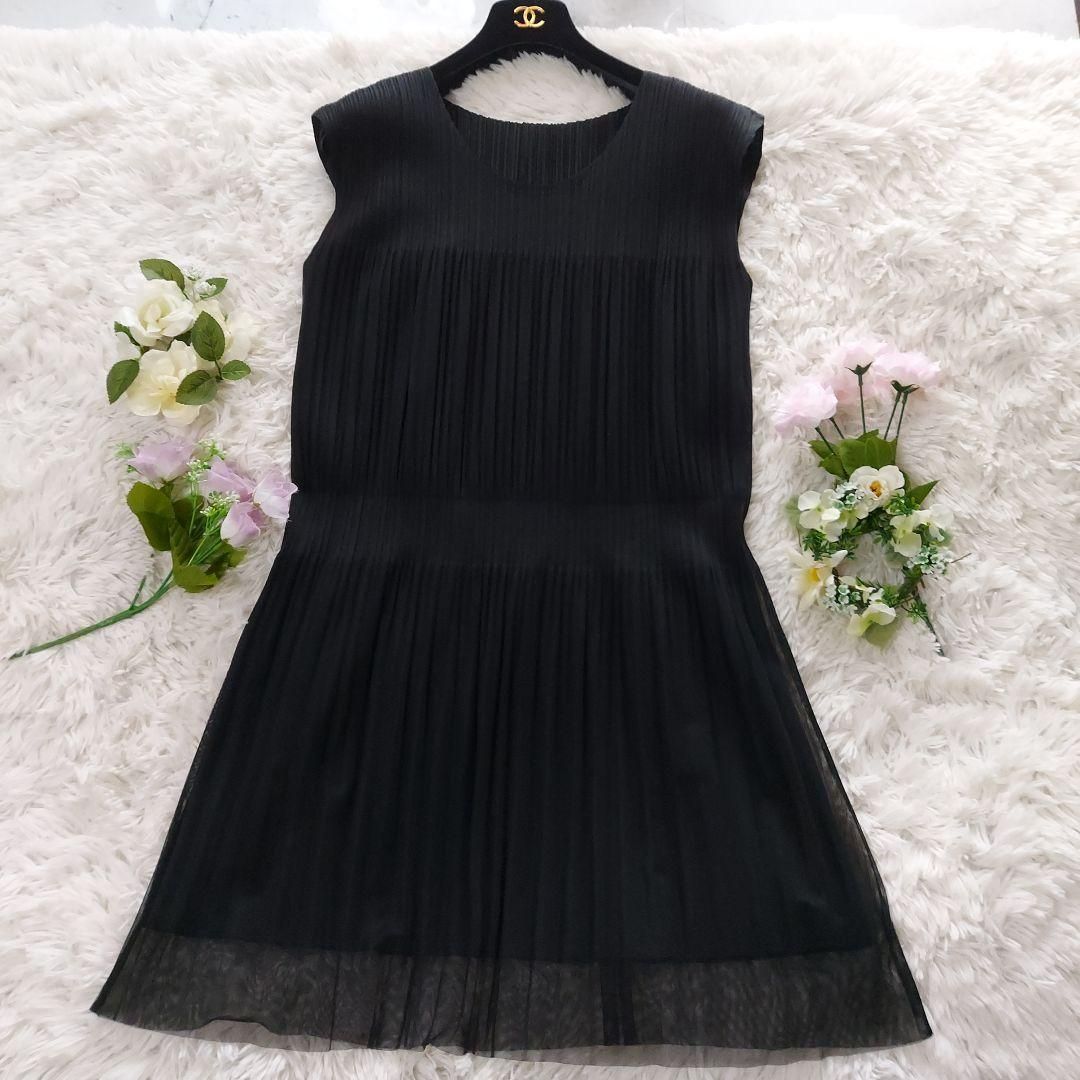 PLEATS PLEASE 黒 ノースリーブ プリーツワンピース 241010