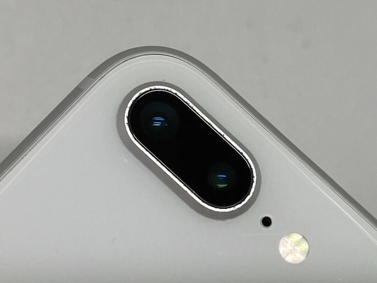 スマートフォン・携帯電話 docomo 【SIMロックなし】MQ9L2J/A iPhone 8