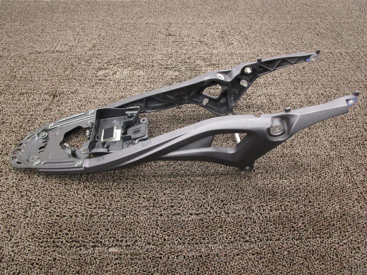 ドカティ M1100S シートレール A6496 ZDMM505AAAB ドゥカティ ZDM1078AC DUCATI モンスター 動画有 FI インジェクション