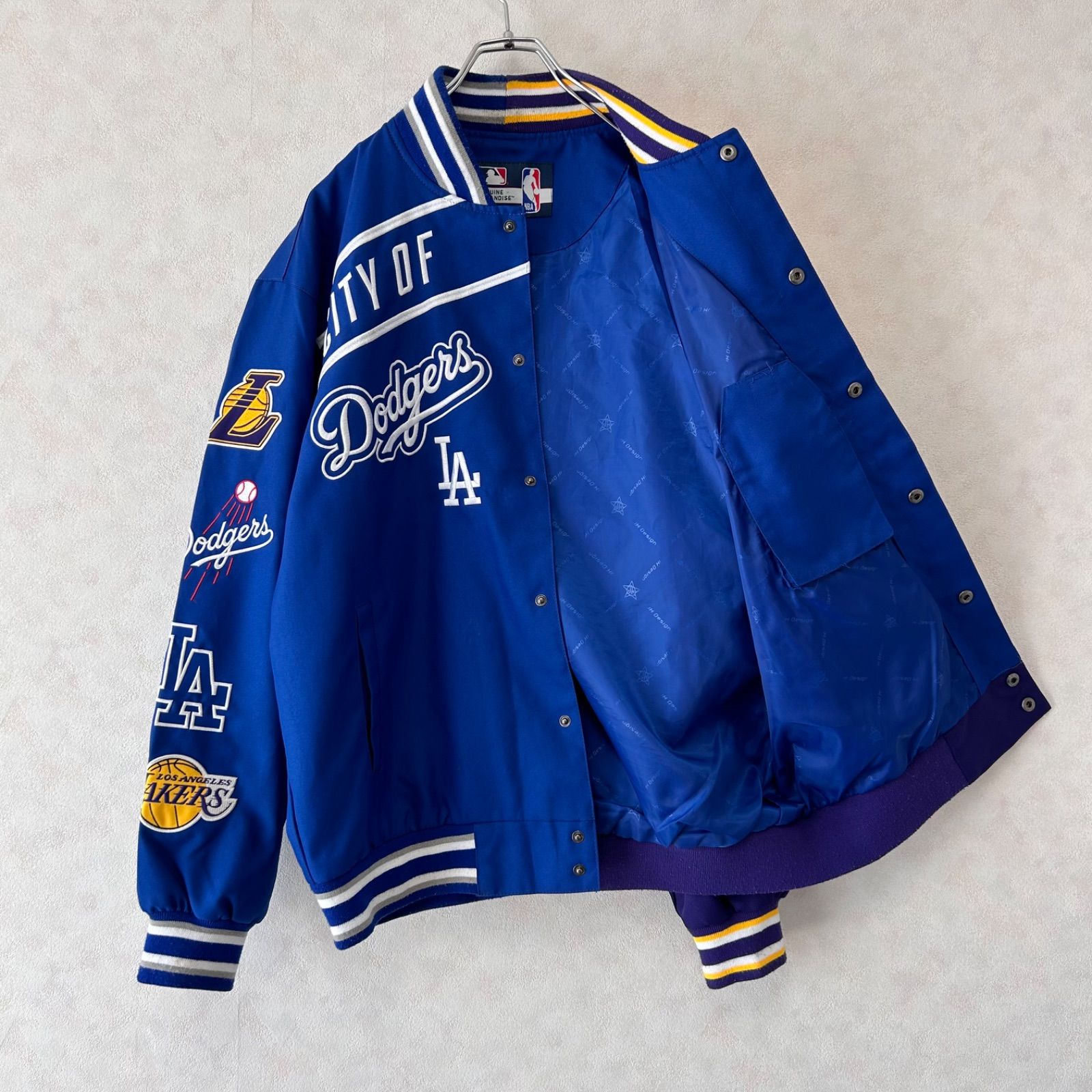 JEFF HAMILTON Lakers ×Dodgers優勝記念スタジャン JHデザイン City Of Champions ロサンゼルス レイカーズ  ドジャース - メルカリ