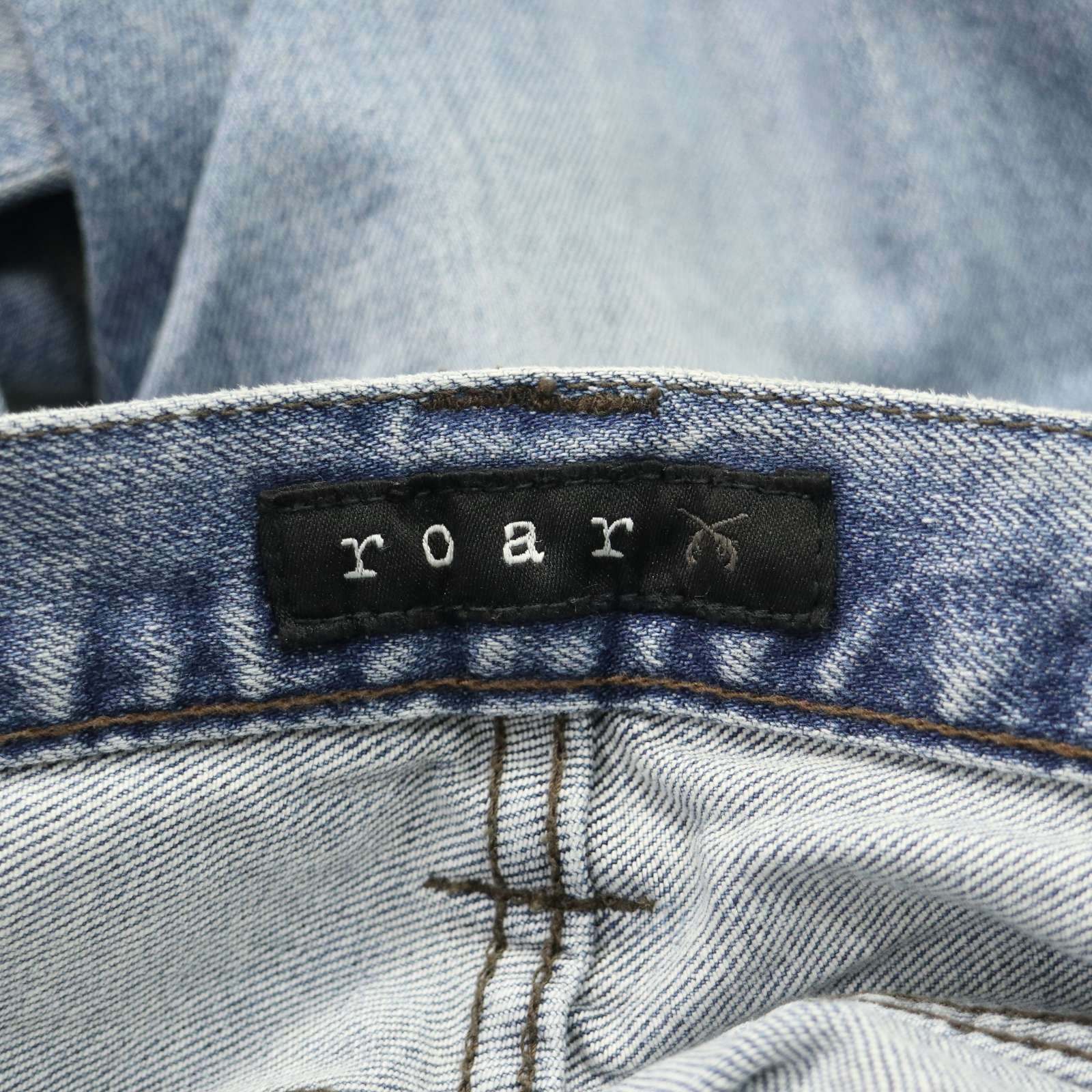 【未使用級】roar ロアー 二丁拳銃 クロスガン 刺繍 ストレッチジーンズ roar ロアー 二丁拳銃 クロスガン スワロ☆ USED加工 ストレッチ