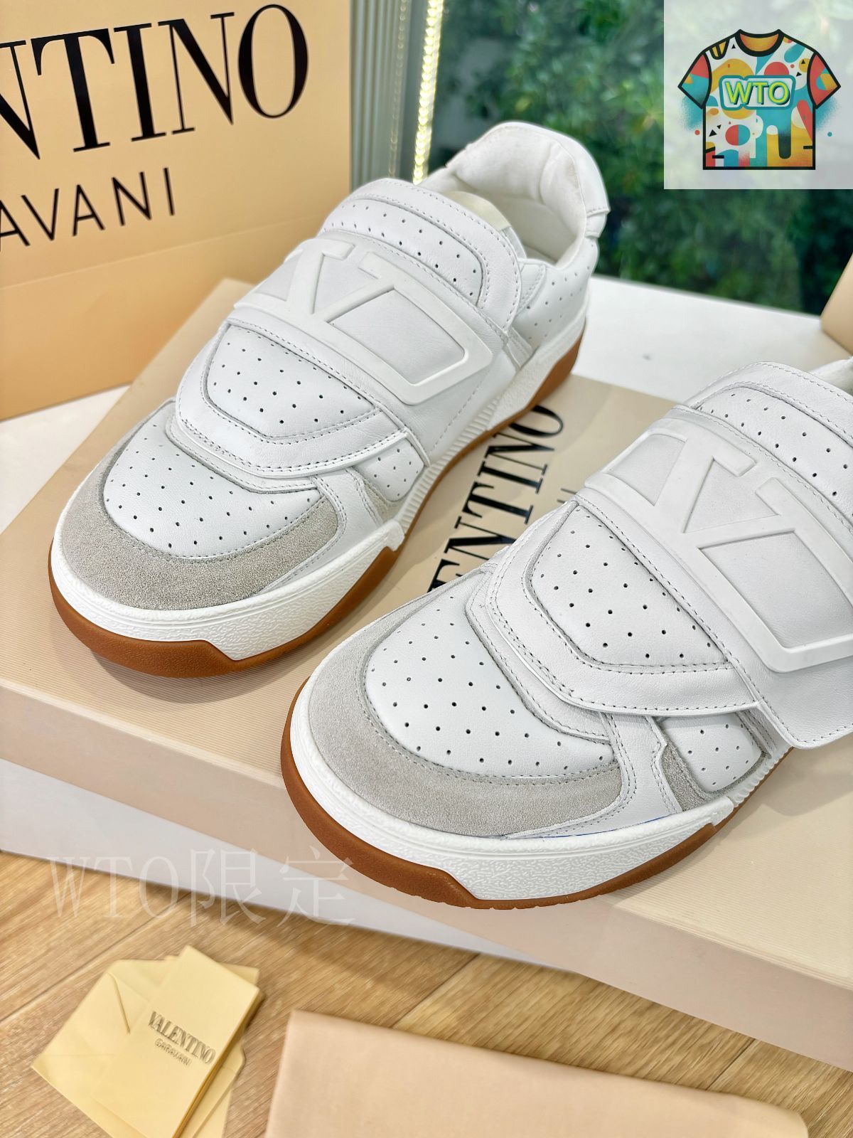 valentino 厚底　プラットフォーム　スニーカー　レディース　36 valentino 厚底 プラットフォーム スニーカー レディース 36