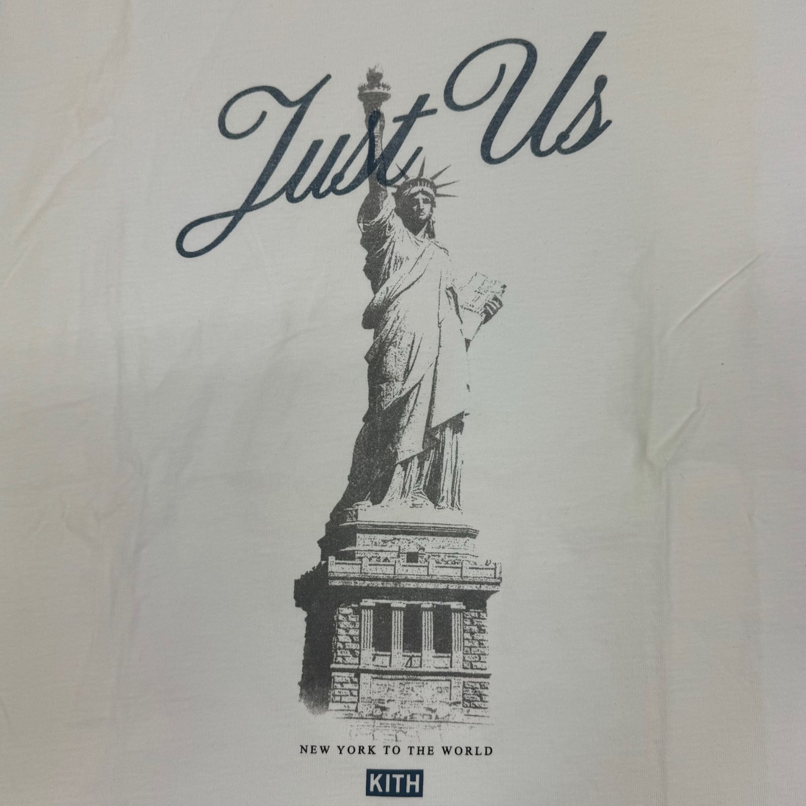 KITH Just Us Statue of Liberty Tシャツ Kith Statue of Liberty tee size XXL Has faint stains | Depop