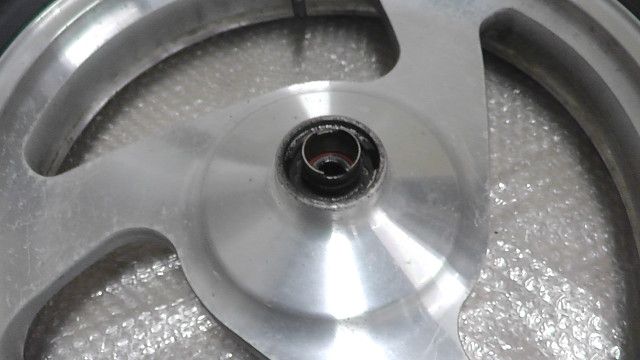 エリミネーター250V VN250A の フロントホイール タイヤ付 1758072824