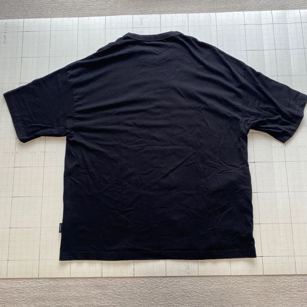ト2507-①-4814 ジーユー×アンダーカバー コラボTシャツ