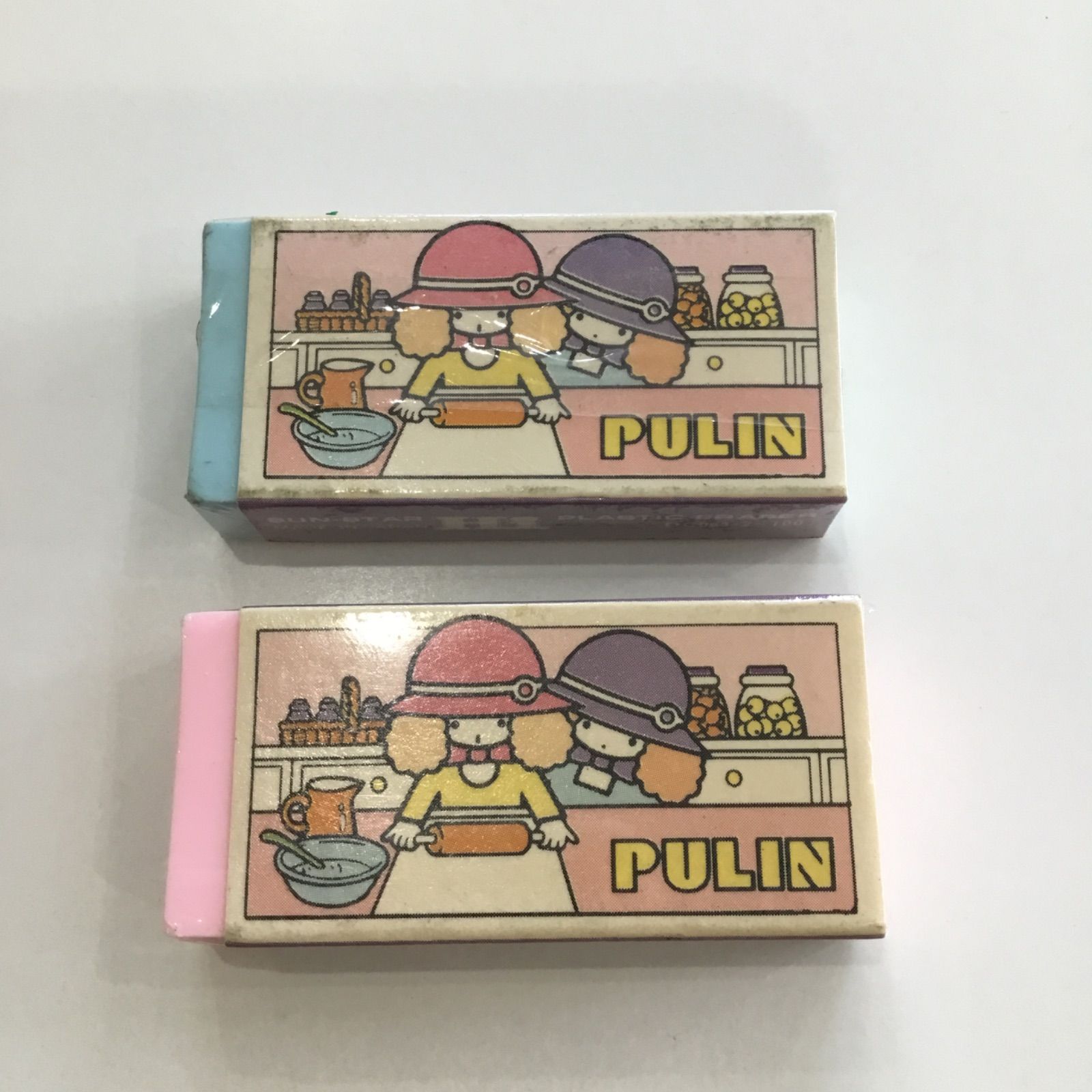 昭和レトロ 消しゴム2つと空箱