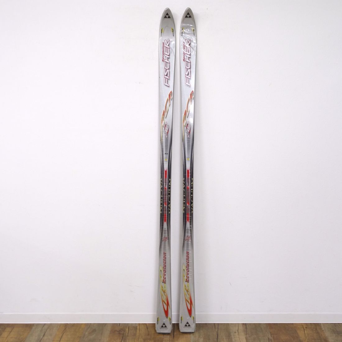 未使用 ダイナミック DYNAMIC EQUIPE CS 184cm センター 65ｍｍ レーシング スキー板 アウトドア 重量実測：約1640ｇ(一本あたり) 未使用 ダイナミック DYNAMIC EQUIPE CS 184cm センター 65mm