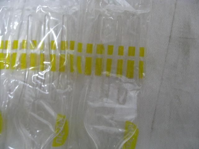 日清食品 カップヌードル フォーク プラスチック　デットストック 100本 新品 日清食品 カップヌードル フォーク プラスチック デットストック