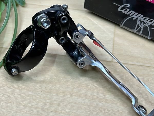 イチ推し!! 未使用品!! CAMPAGNOLO ATHENA 11s FRONT DERAILLEUR 106g