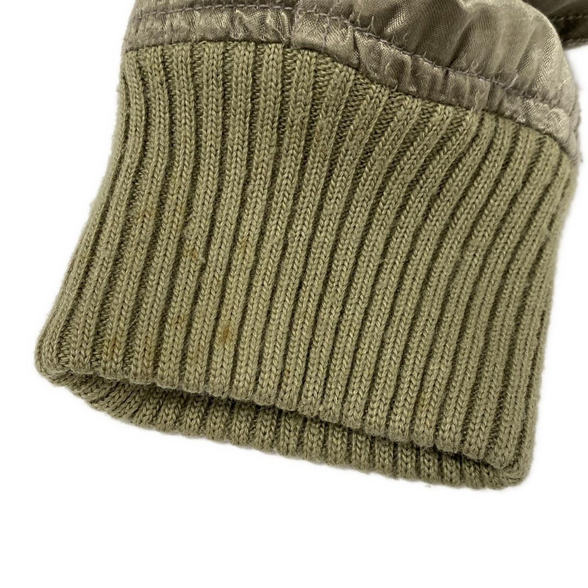 DIESEL(ディーゼル) ブルゾン サイズS メンズ - カーキ 長袖/スター/星  